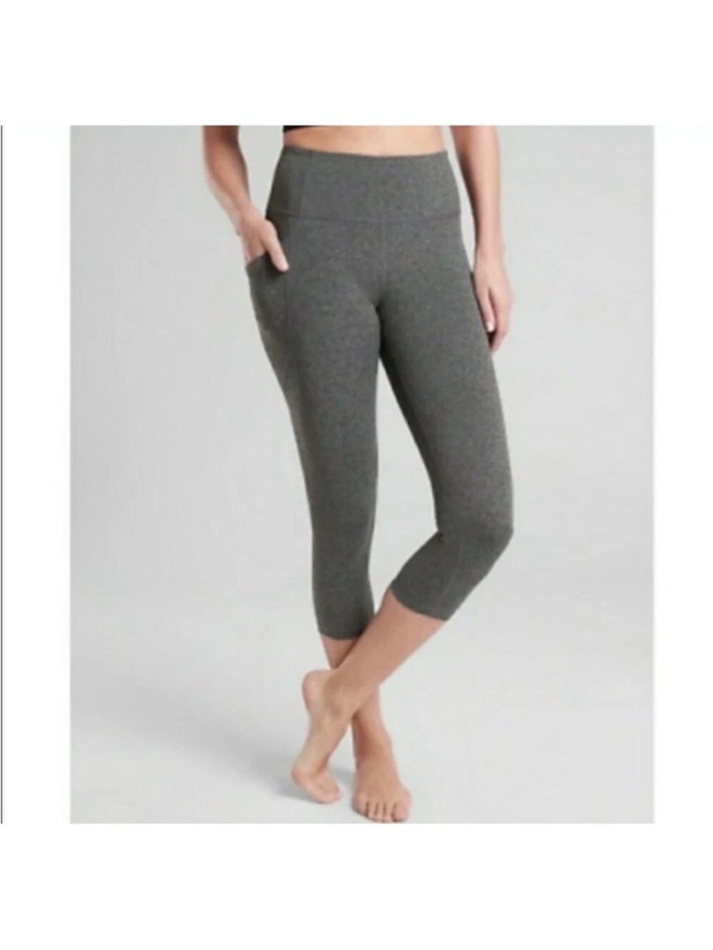 Athleta Salutation Stash Pockets Heather Gray Capri Leggings